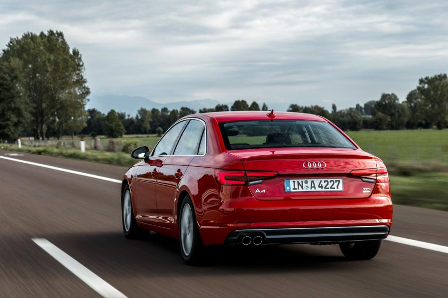 Audi A4 2.0 TDI Ultra (B9) 2015 года  (WW) (фото 8 из 23)